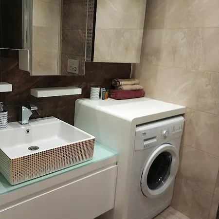 20 Cleopatra Select *