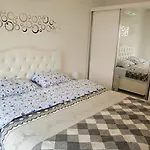 20 Cleopatra Select Appartement *